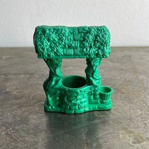 1993 McDonald’s Happy Meal Green Wishing Well from Disney’s Snow White